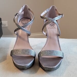 Vince Camuto Gernetto Platinum Crystal Stiletto Heels Size 7.5